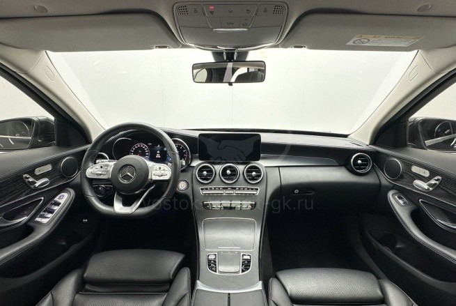 Mercedes-Benz C200L