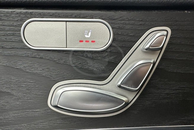 Mercedes-Benz C200L