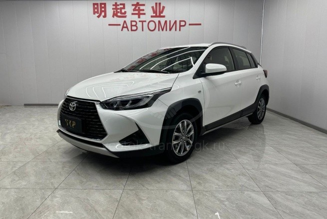 Toyota Yaris L