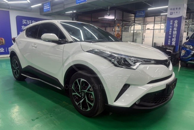 TOYOTA CH-R