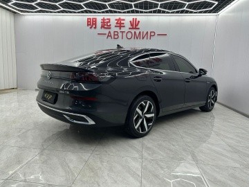 Volkswagen Lamando L