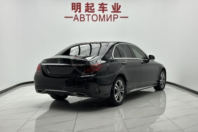 Mercedes-Benz C200L