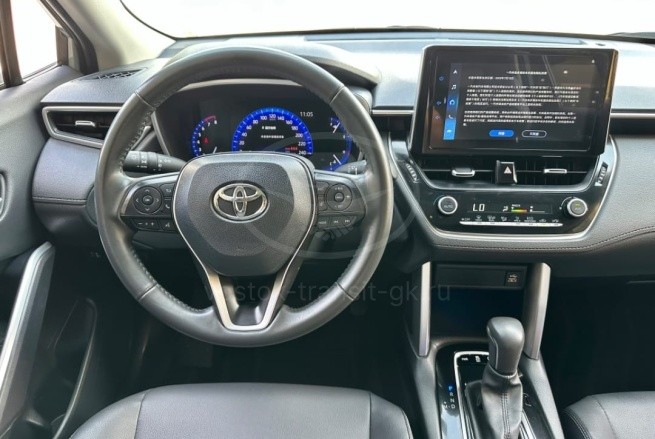 TOYOTA COROLLA CROSS