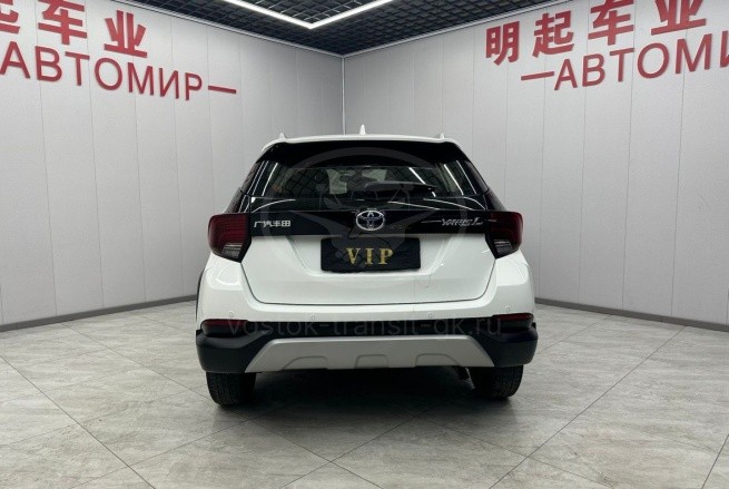 Toyota Yaris L