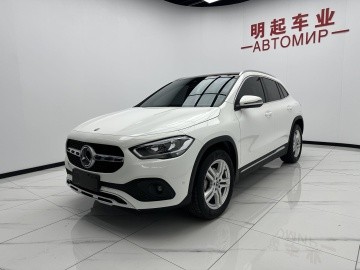 Mercedes-Benz GLA 180