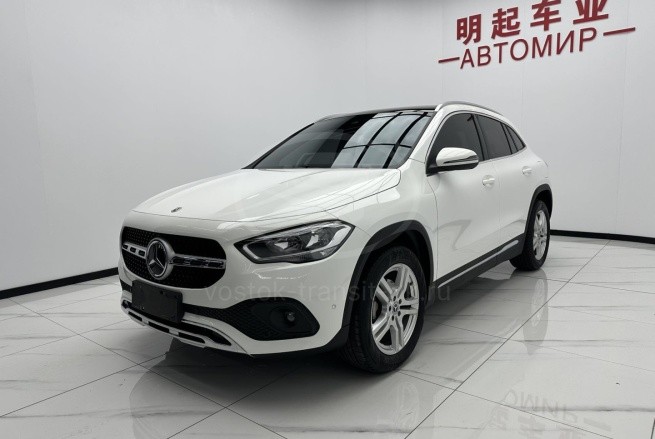 Mercedes-Benz GLA 180