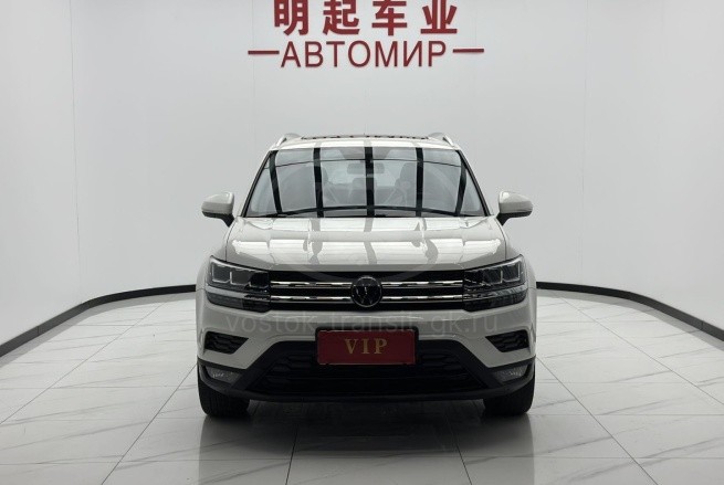 Volkswagen Tharu