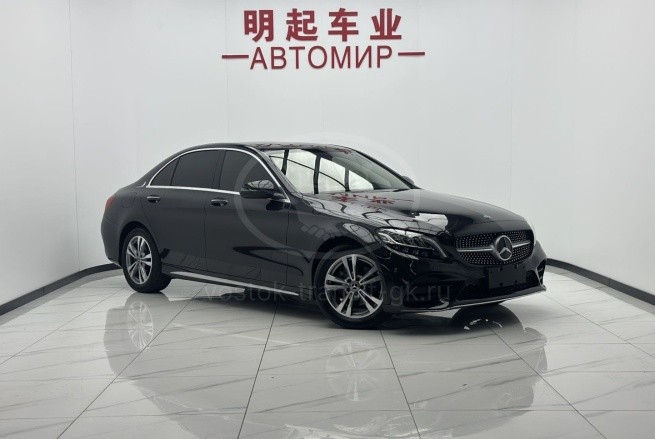 Mercedes-Benz C200L