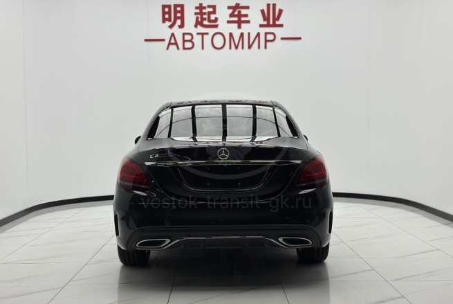 Mercedes-Benz C200L