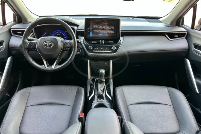 TOYOTA COROLLA CROSS