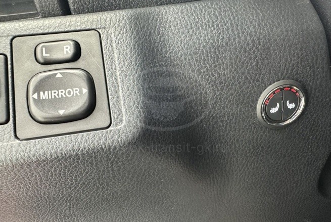 Toyota Yaris L